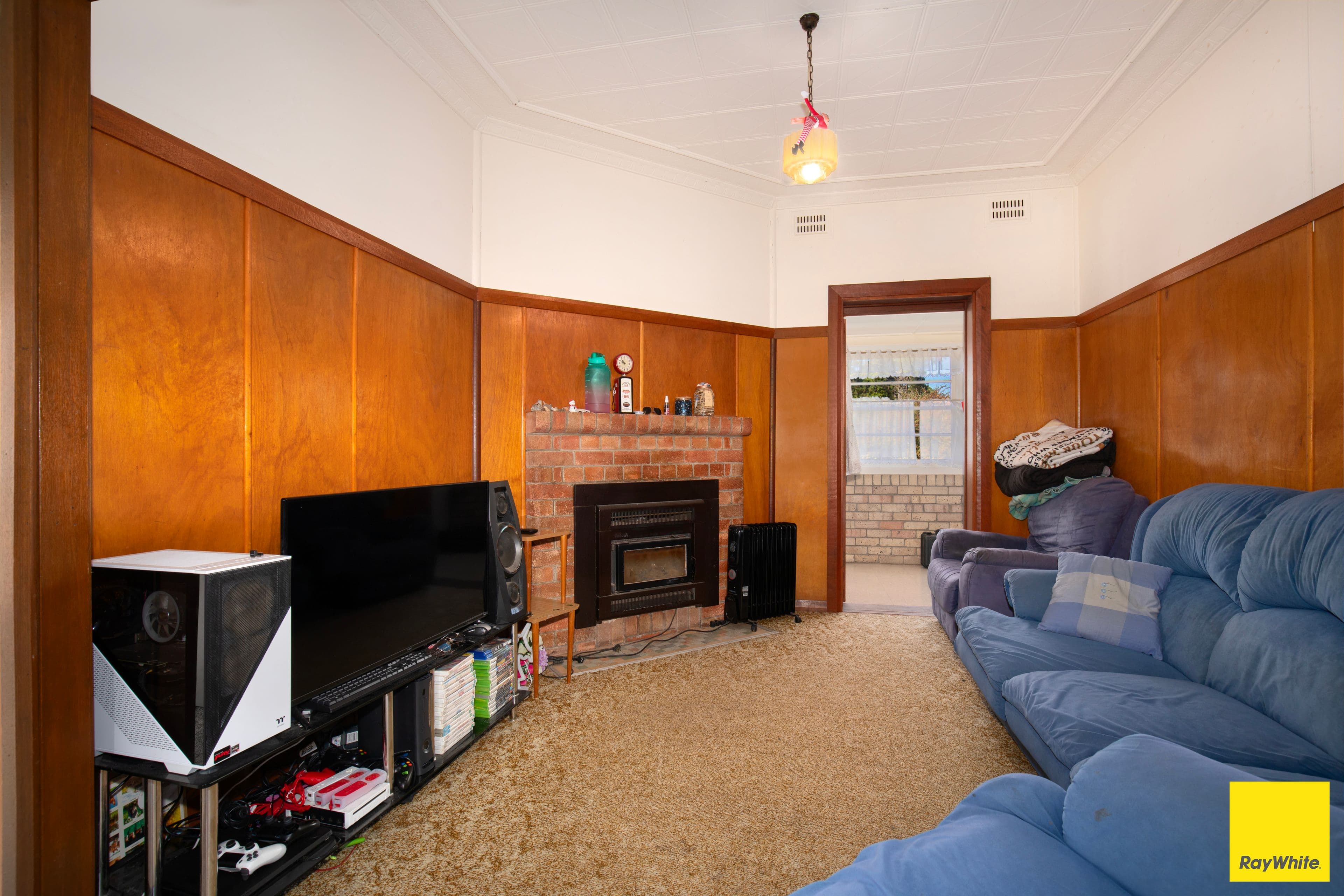 209 Ferguson Street, Glen Innes NSW 2370, Glen Innes - Thumbnail 3