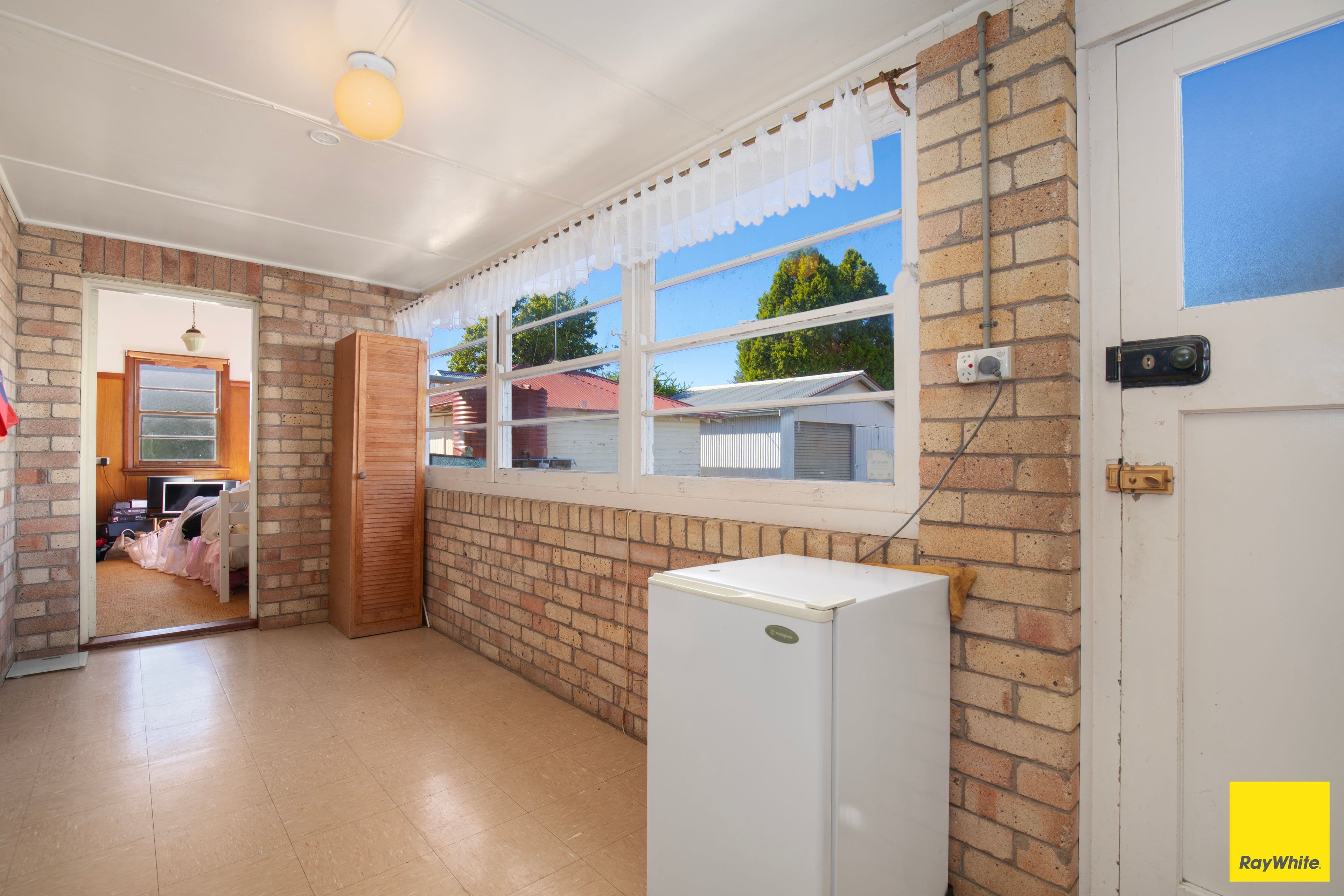 209 Ferguson Street, Glen Innes NSW 2370, Glen Innes - Thumbnail 8