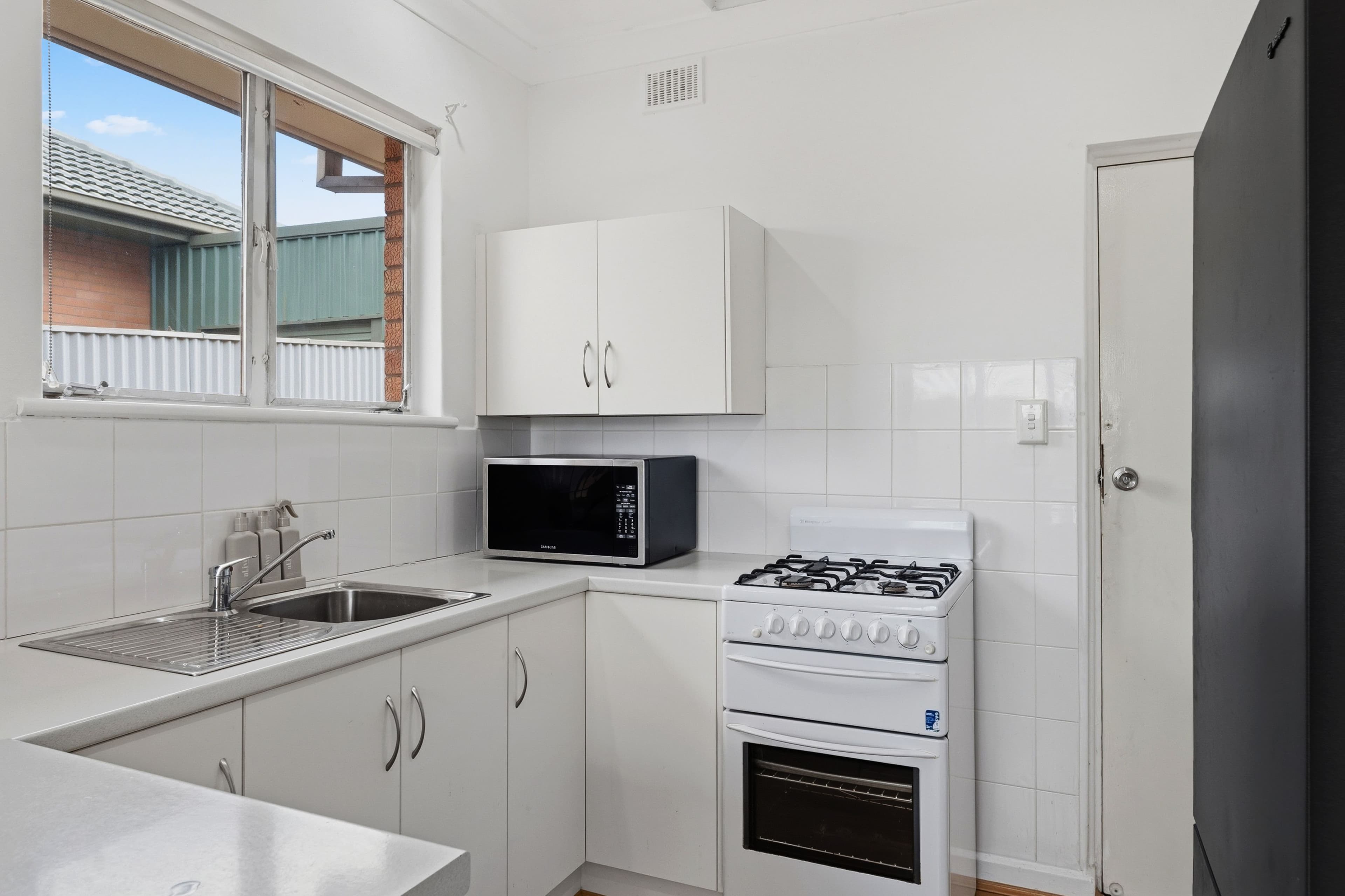 10 Pamela Avenue, Windsor Gardens SA 5087, Windsor Gardens - Thumbnail 7