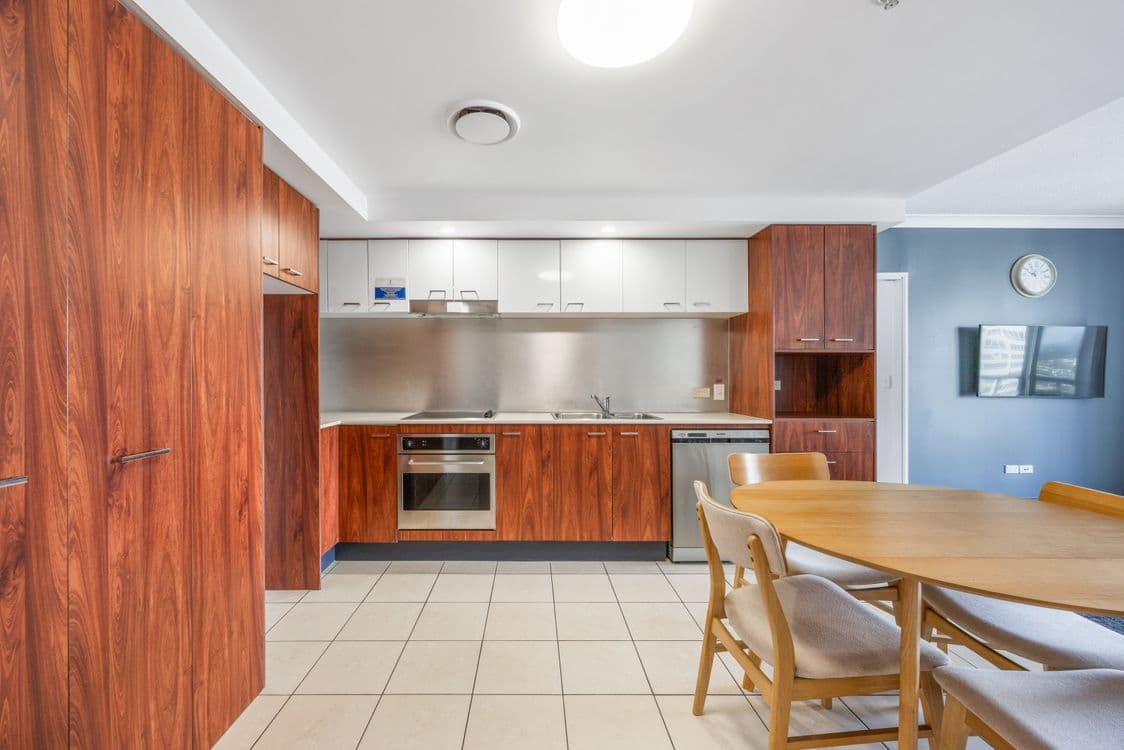 2197/23 Ferny Avenue, SURFERS PARADISE, QLD 4217, Surfers Paradise - Thumbnail 5