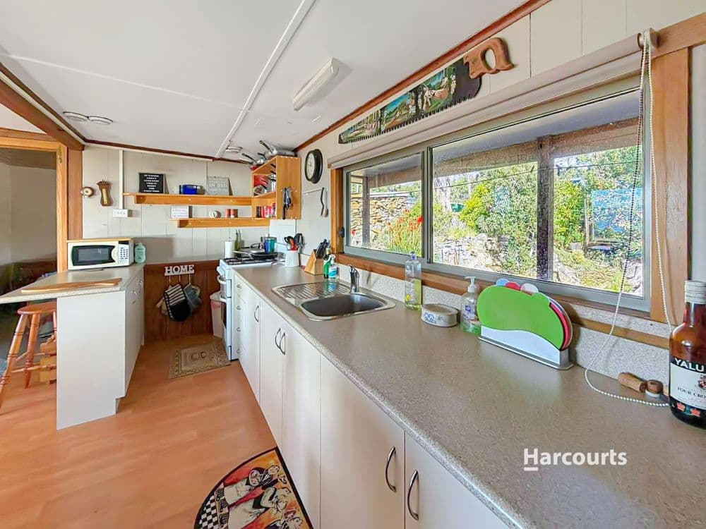 10151 Highland Lakes Road, BRANDUM, TAS 7304, Brandum - Thumbnail 4