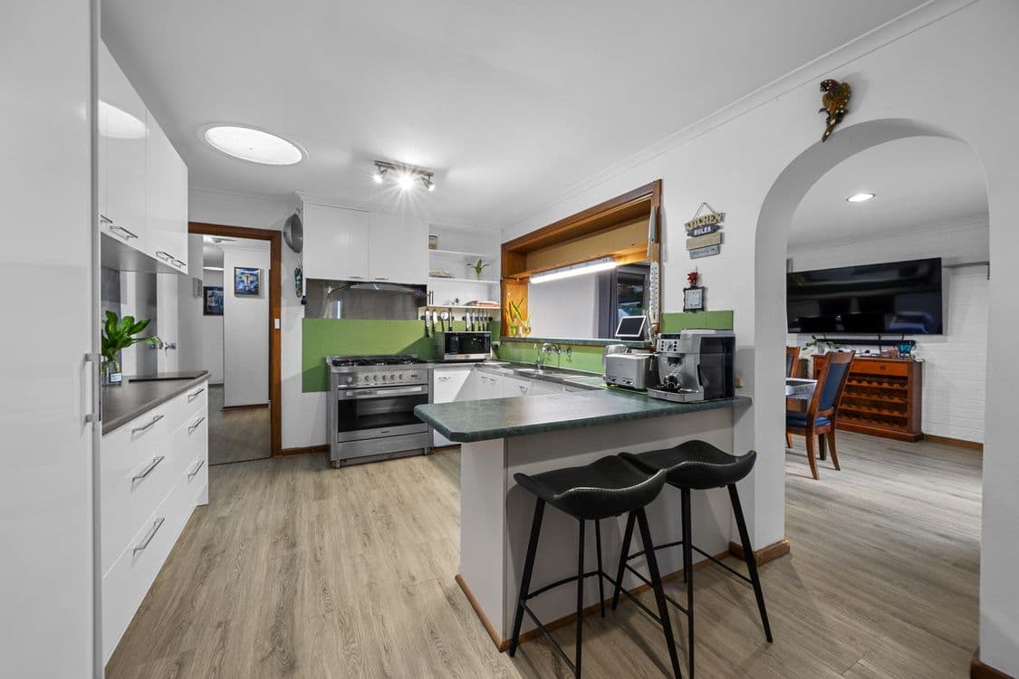 27 Avon Avenue, MORPHETT VALE, SA 5162, Morphett Vale - Thumbnail 5