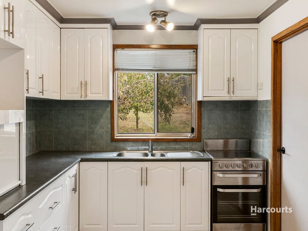 71 Fisher Drive, HERDSMANS COVE, TAS 7030, Herdsmans Cove - Thumbnail 6