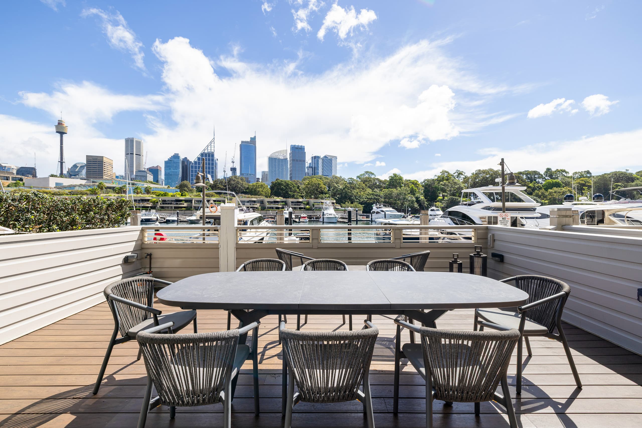 108/6 Cowper Wharf Roadway, Woolloomooloo - Thumbnail 2