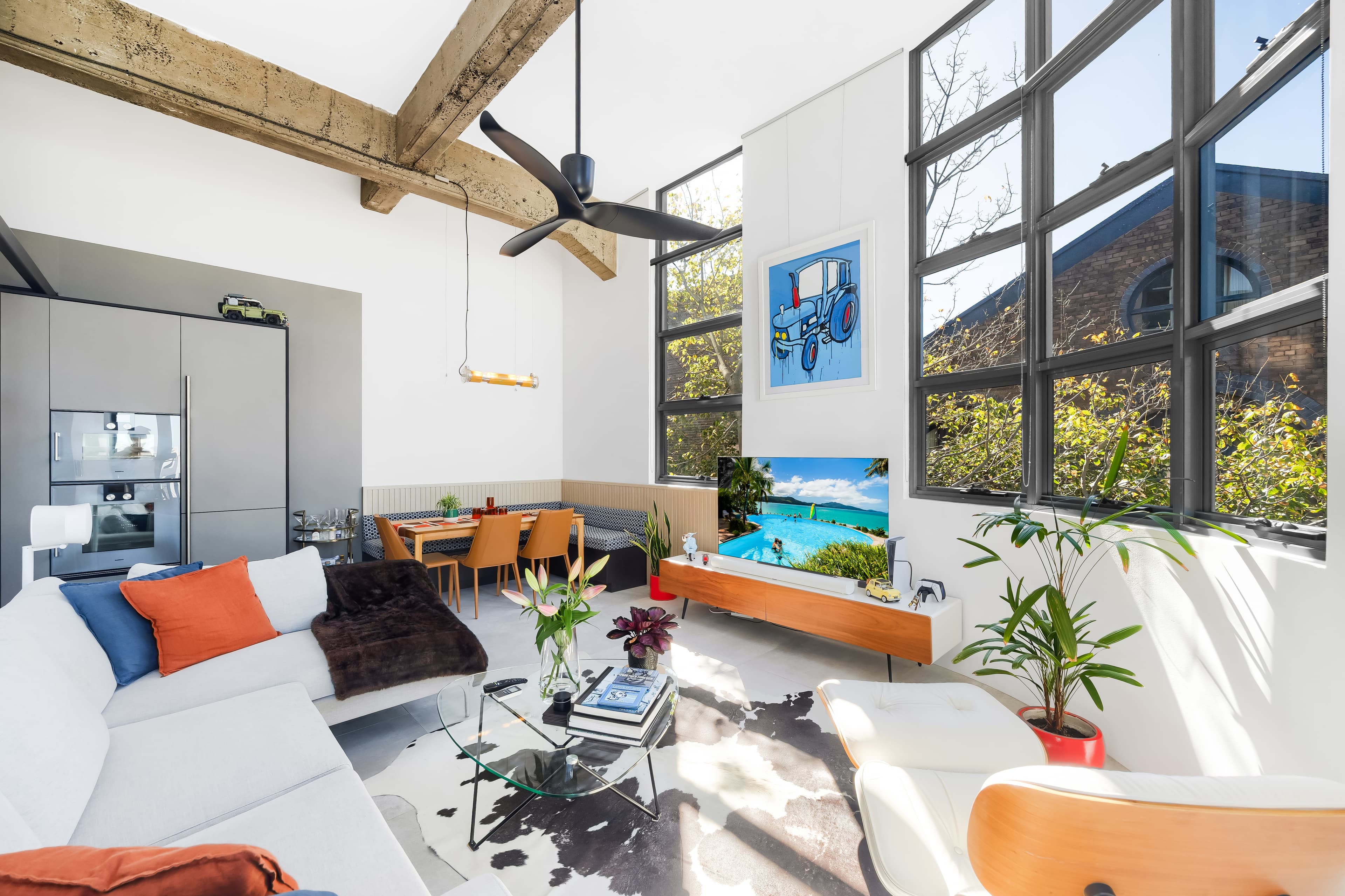 15/15-27 Hutchinson Street, Surry Hills - Image 1