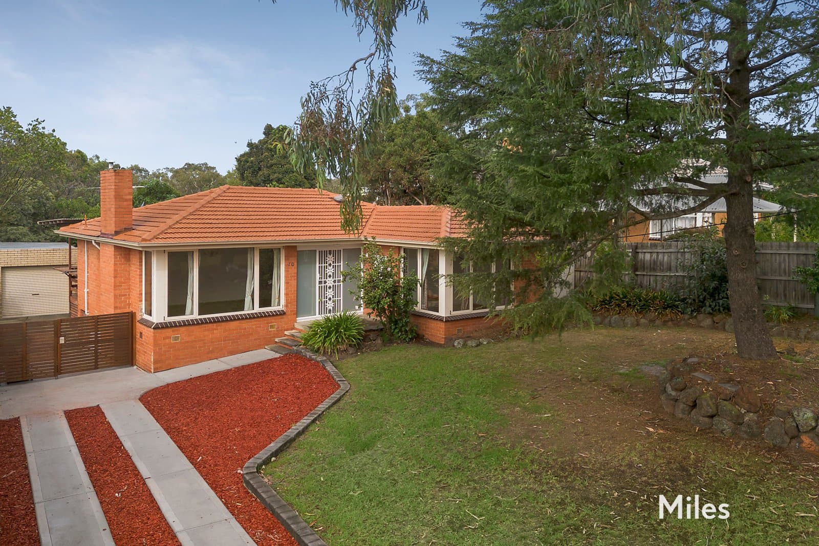 10 McCrae Road, Rosanna, Rosanna - Thumbnail 2