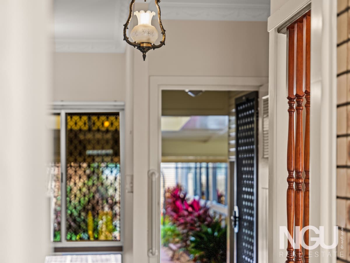 27 Stuart Street, Eastern Heights QLD 4305, Eastern Heights - Thumbnail 6