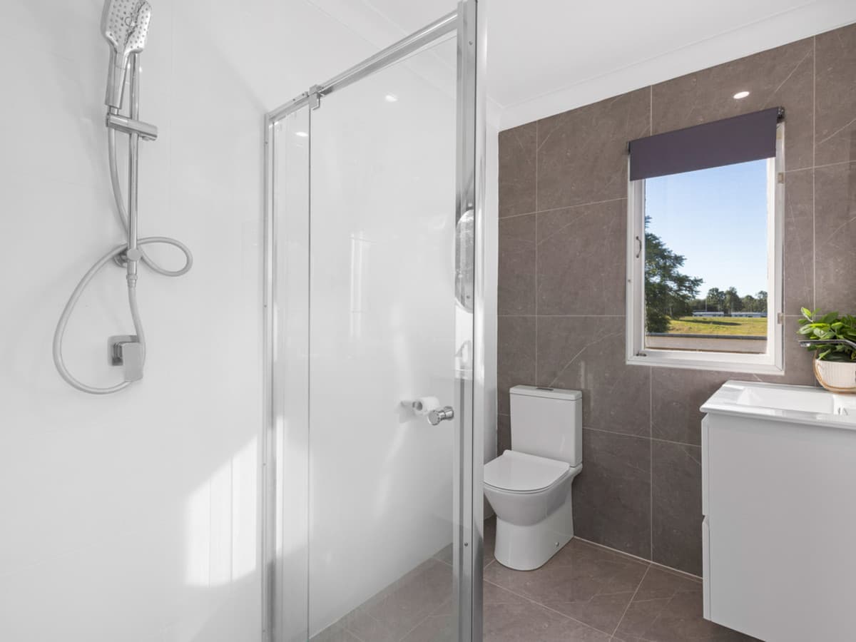 8 Pettigrew Street, Woodend QLD 4305, Woodend - Thumbnail 3