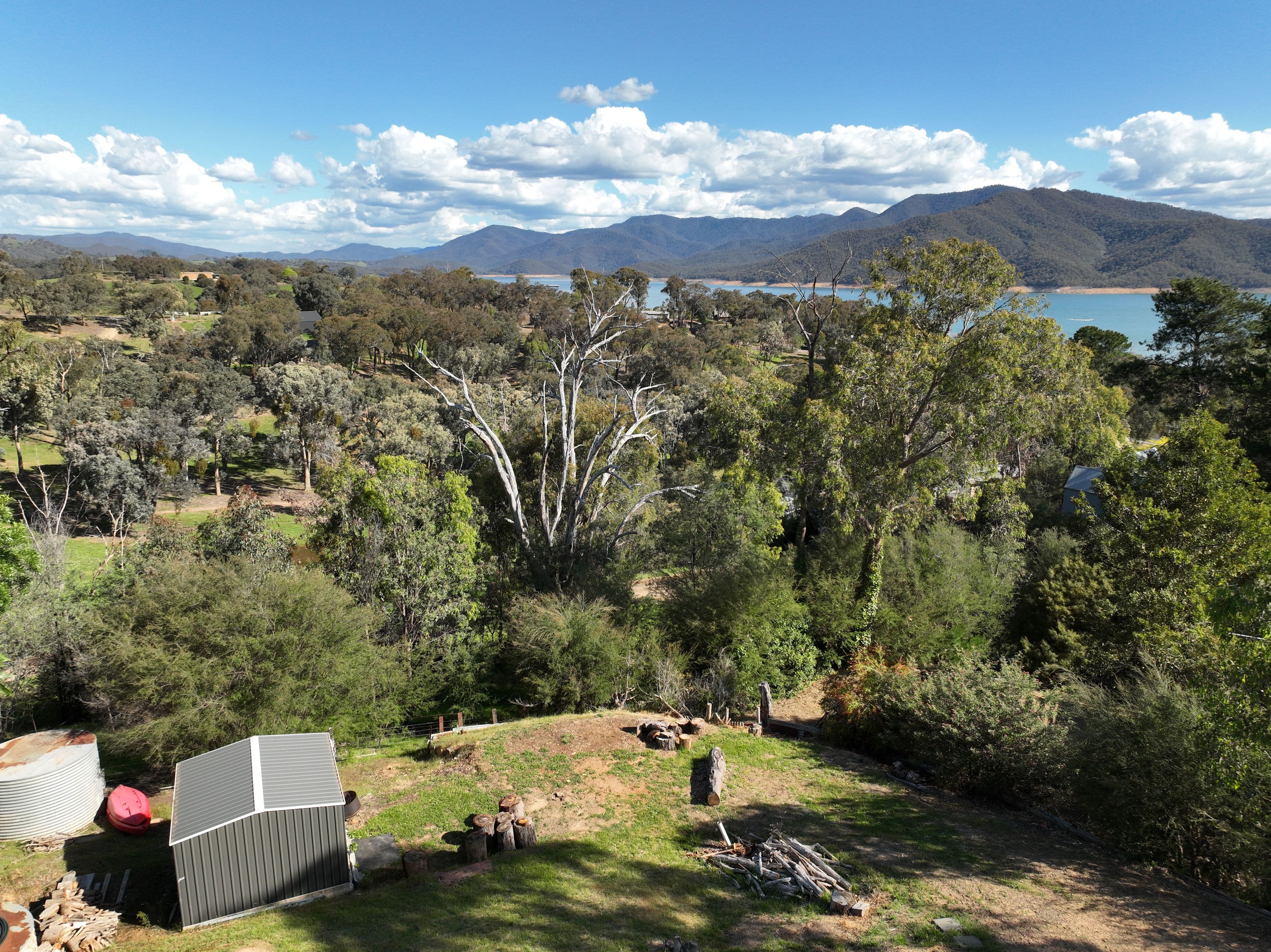 22 Fossickers Trail, Goughs Bay VIC 3723, Goughs Bay - Thumbnail 2