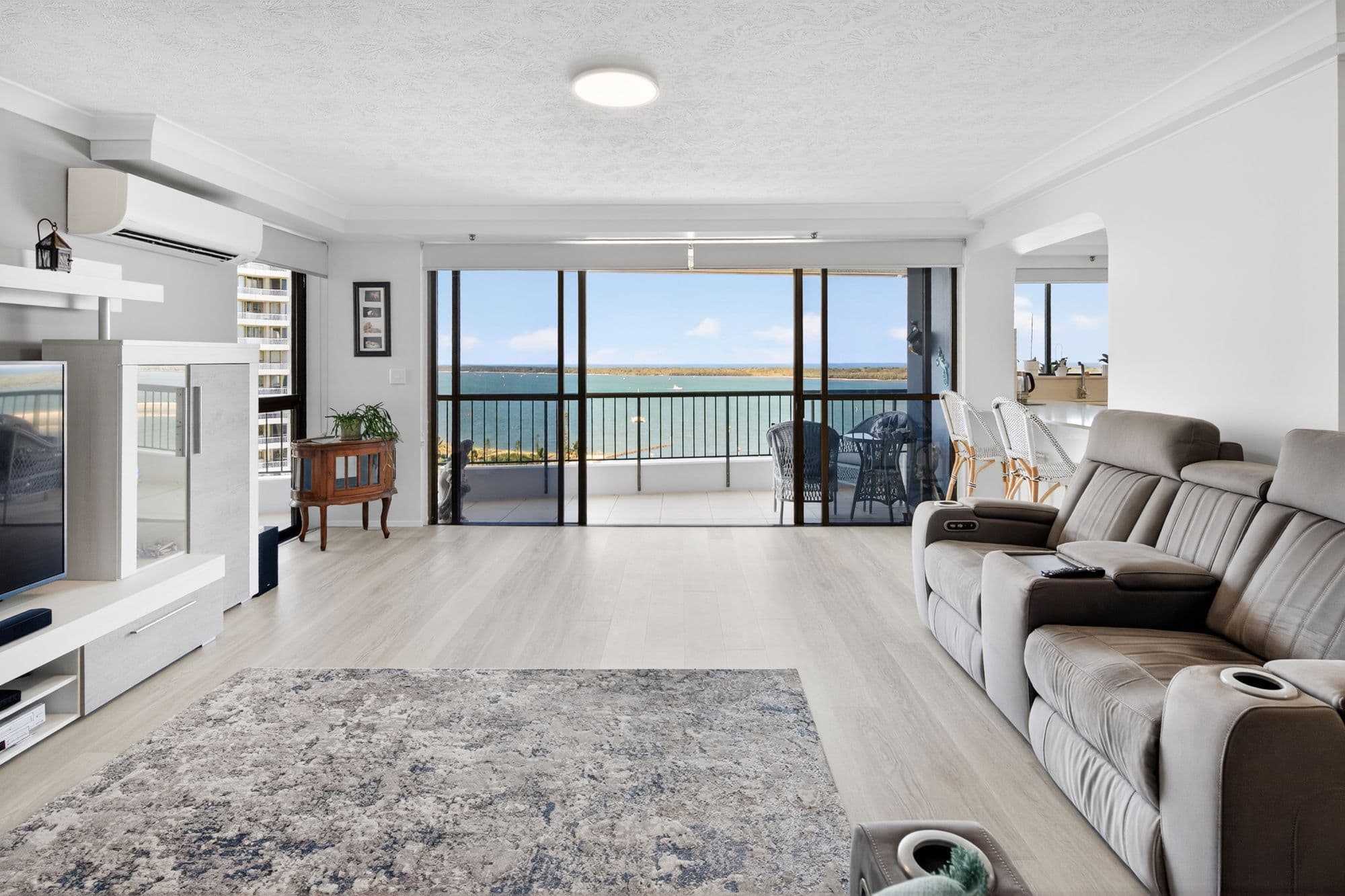 49/17 Bayview Street, Runaway Bay QLD 4216, Runaway Bay - Thumbnail 3