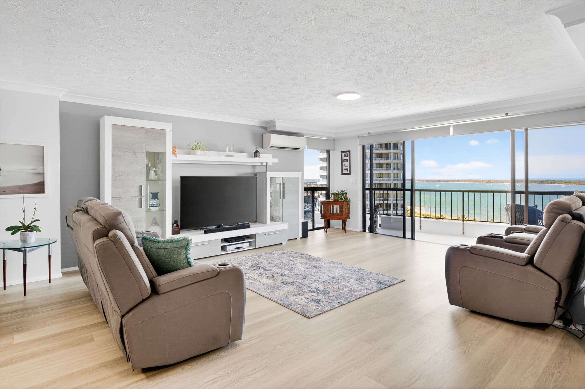 49/17 Bayview Street, Runaway Bay QLD 4216, Runaway Bay - Thumbnail 4