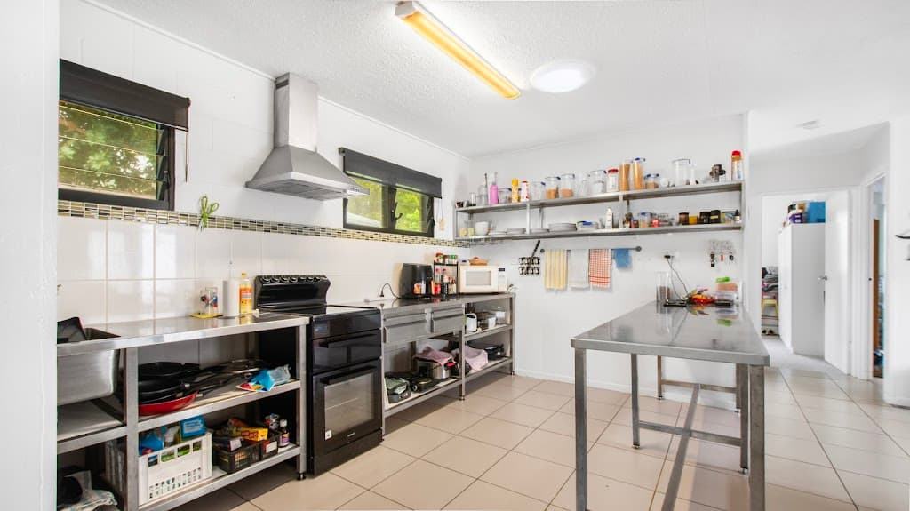 5 Prospect Place, Rainbow Beach, QLD, 4581, Rainbow Beach - Thumbnail 2
