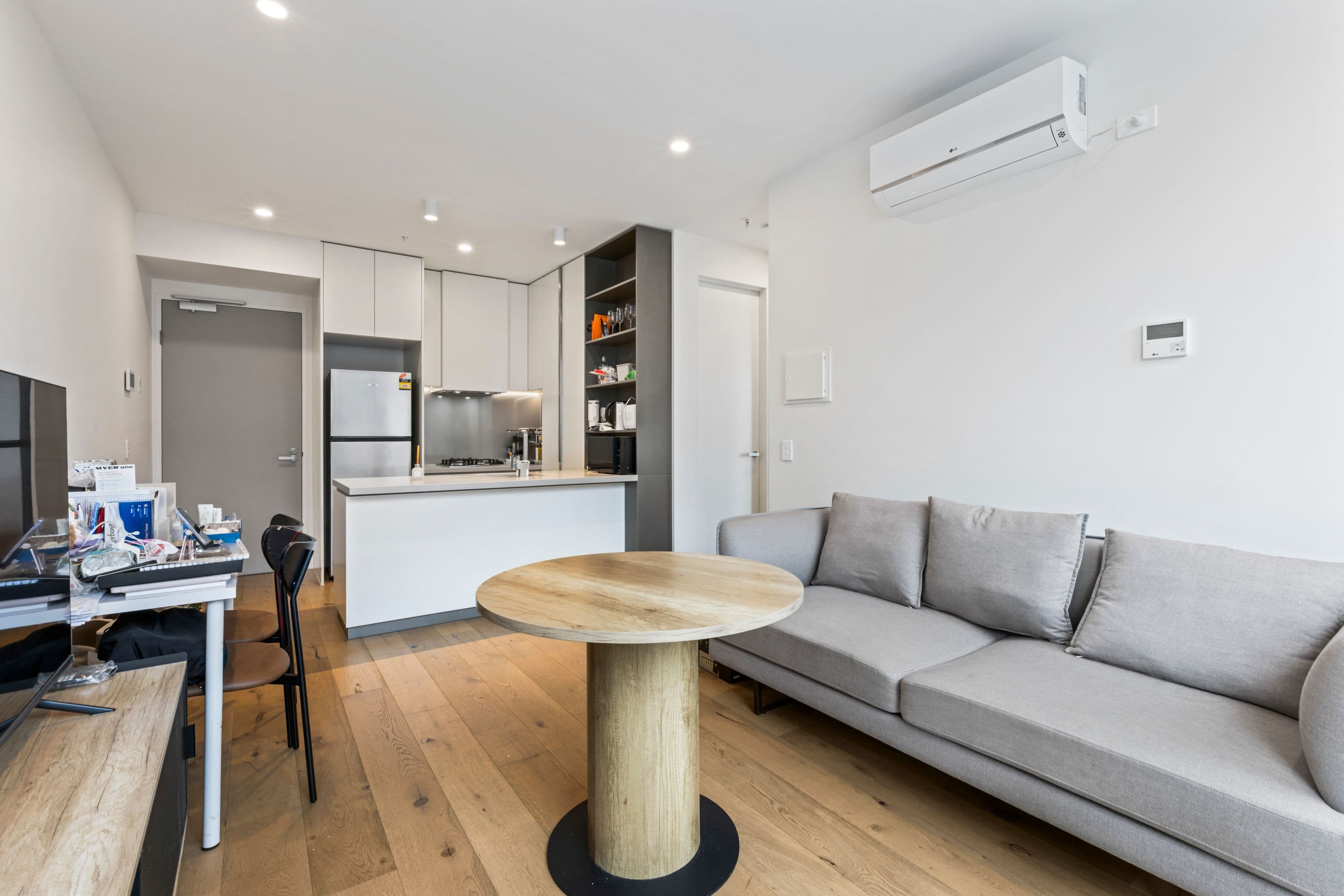 2102/301 King Street, Melbourne VIC 3000, Melbourne - Thumbnail 3