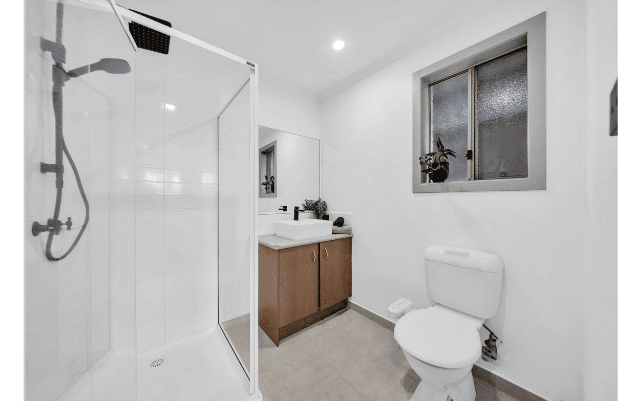 10 Yarraman Road, MANOR LAKES VIC 3024, Manor Lakes - Thumbnail 3