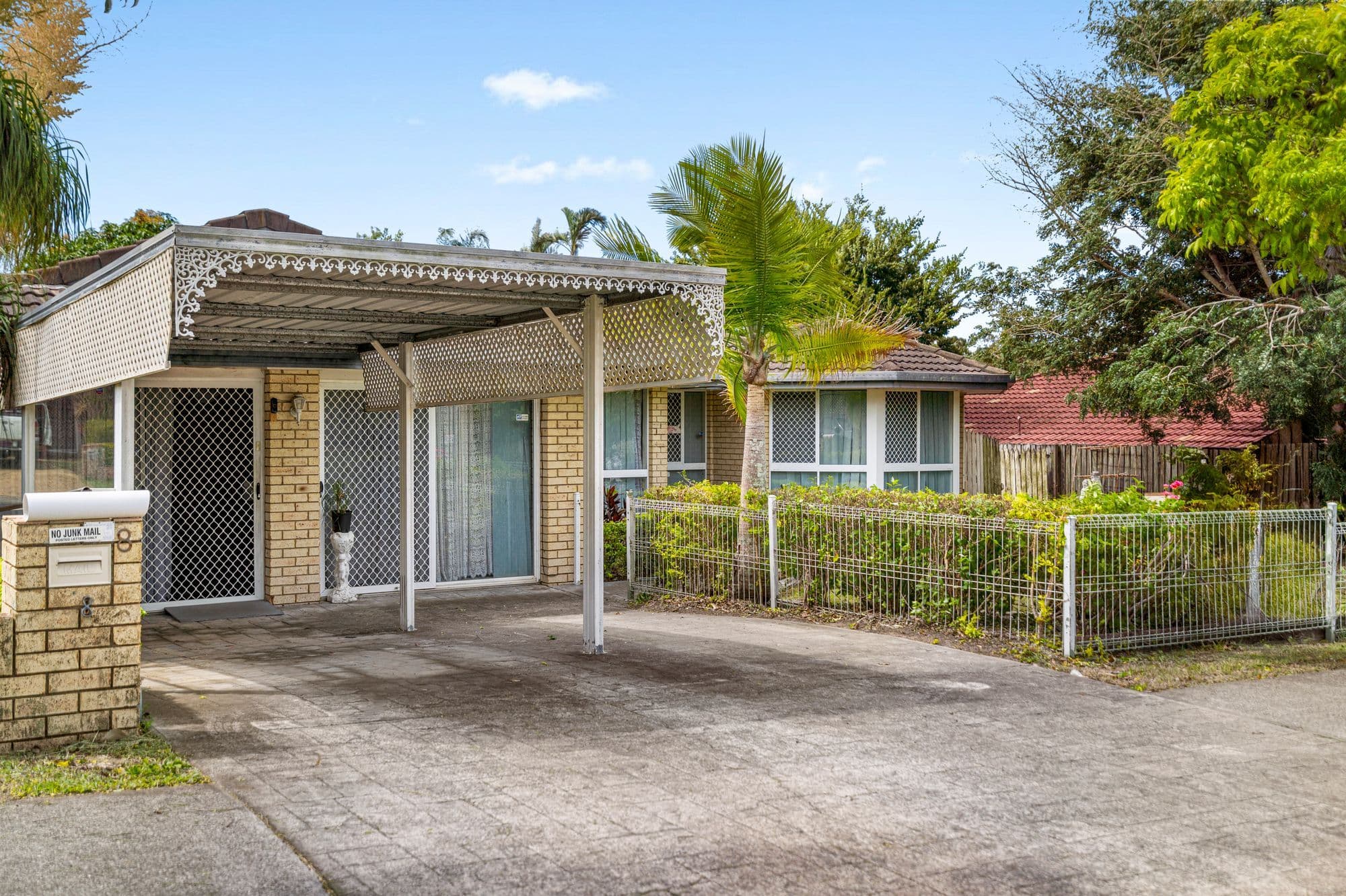 8 Rossmore Street, Heritage Park QLD 4118, Heritage Park - Thumbnail 2