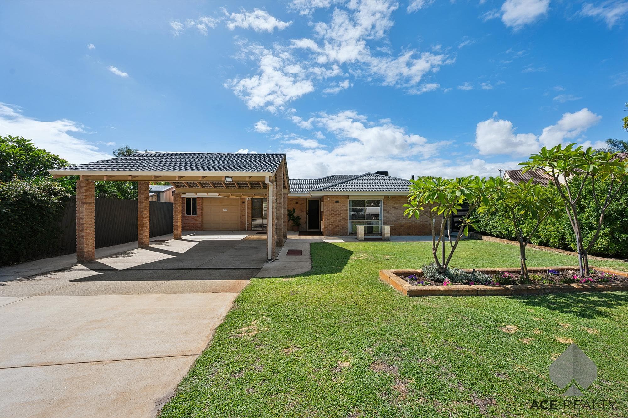 4 Keys Court, LEEMING WA 6149, Leeming - Image 1