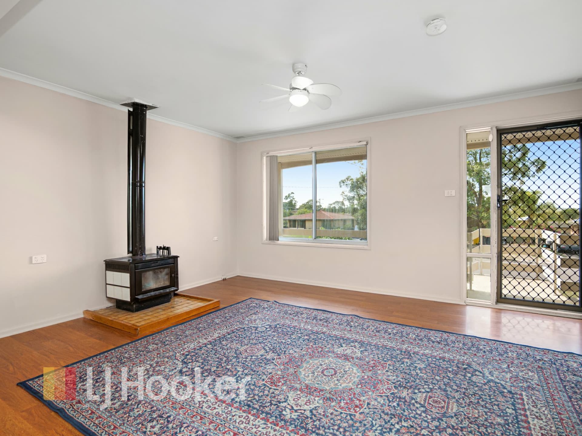 8 Wakehurst Crescent, Singleton, Singleton Heights - Thumbnail 3