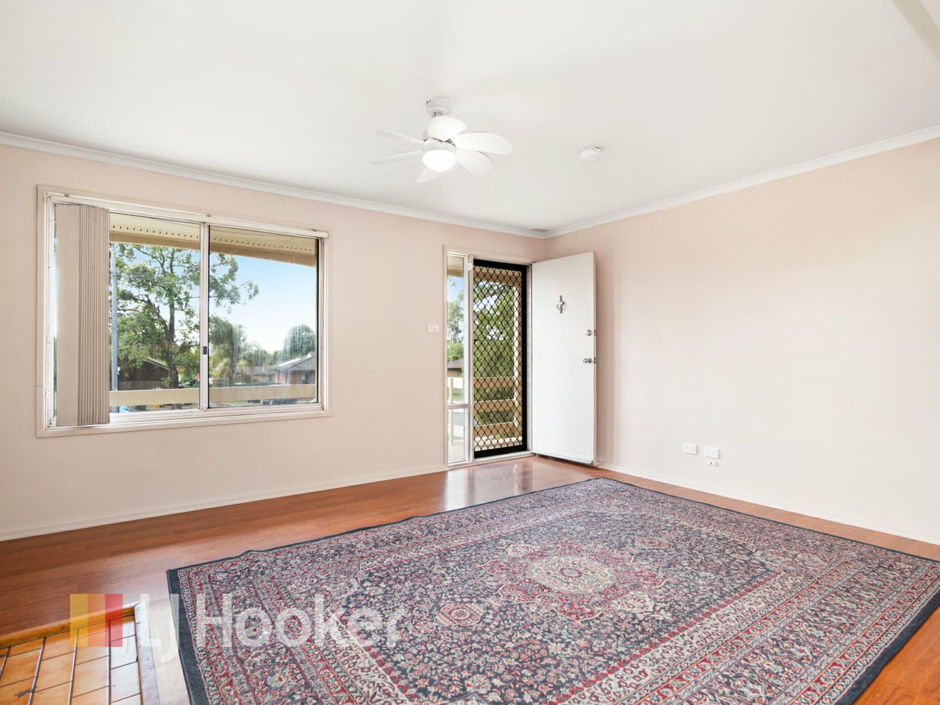 8 Wakehurst Crescent, Singleton, Singleton Heights - Thumbnail 4