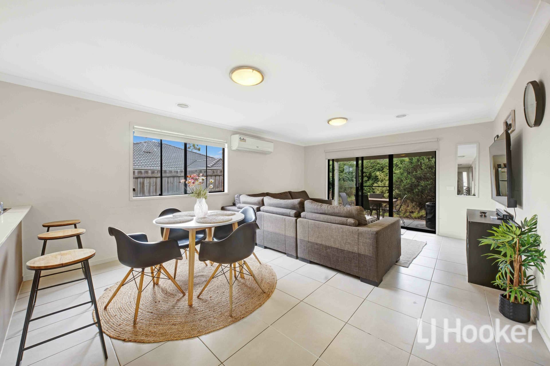 15 Hart Crescent, Brookfield, Brookfield - Thumbnail 4