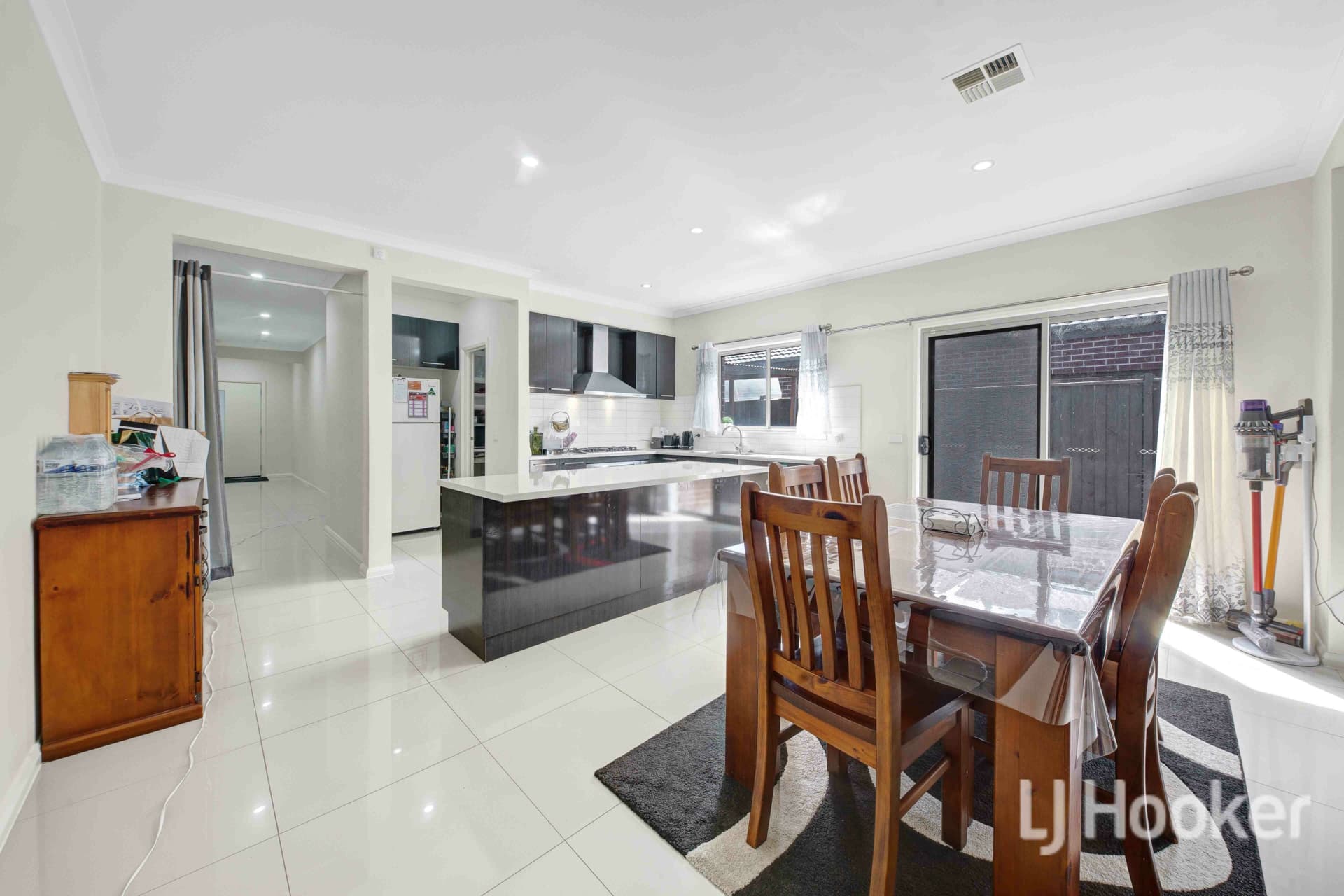 84 Turpentine Road, Brookfield, Brookfield - Thumbnail 3
