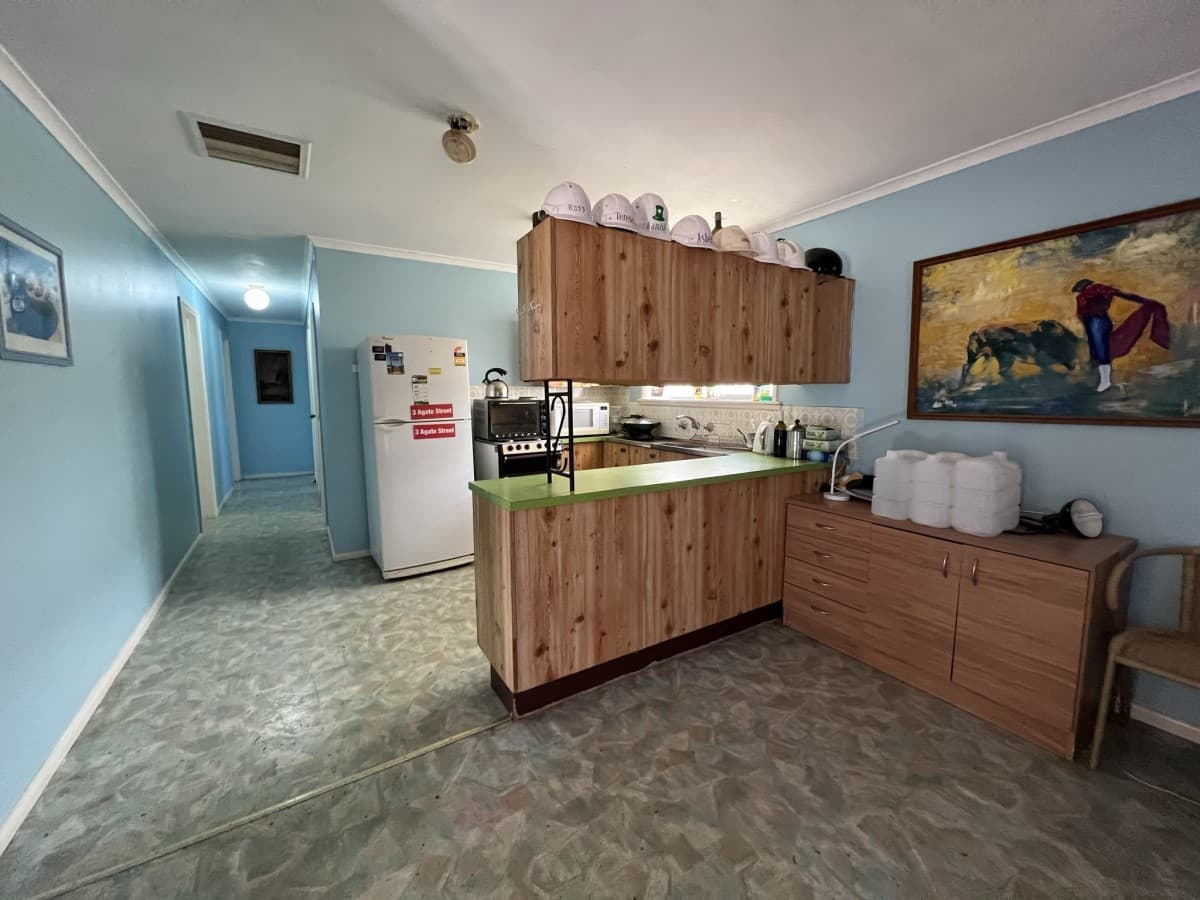 3 Agate Street, Lightning Ridge, Lightning Ridge - Thumbnail 2