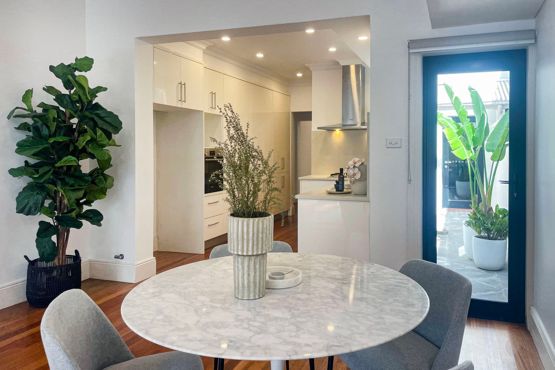 22 Brisbane Street, Bondi Junction - Thumbnail 3