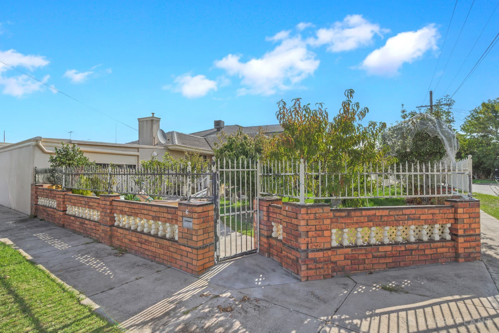 6 Finchaven Avenue, Keysborough, VIC 3173, Keysborough - Thumbnail 2