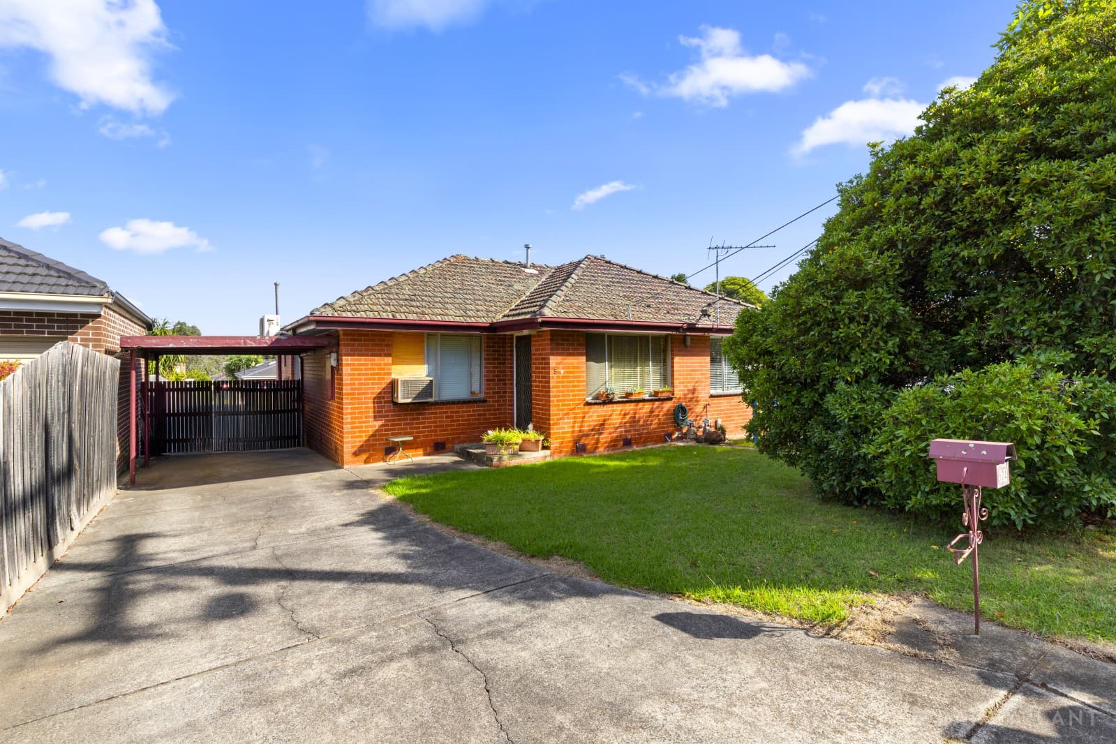 50A-50B Nockolds Crescent, Noble Park, VIC 3174, Noble Park - Thumbnail 2