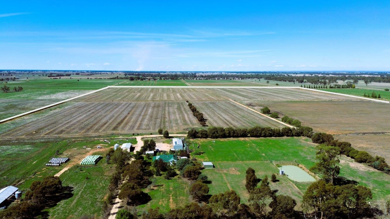 1165 Chapel Road, KATAMATITE, VIC 3649, Katamatite - Thumbnail 2