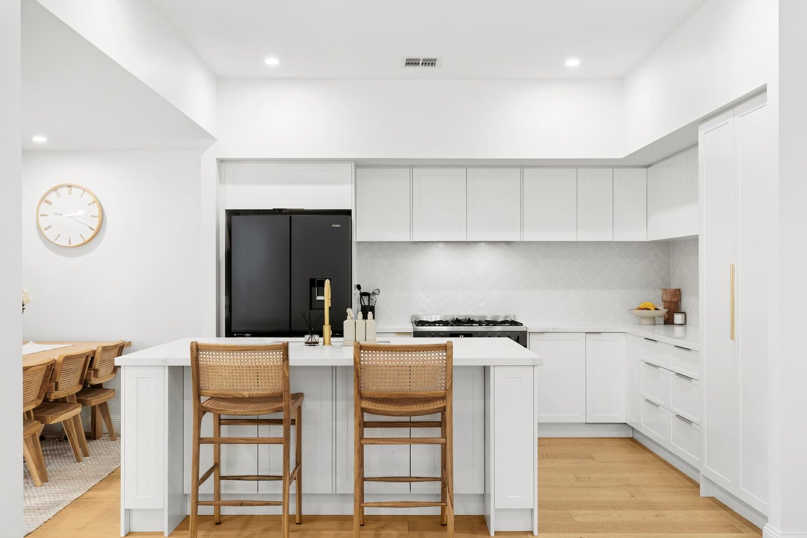 21 Mernda Parade, Belmont, Belmont - Thumbnail 4