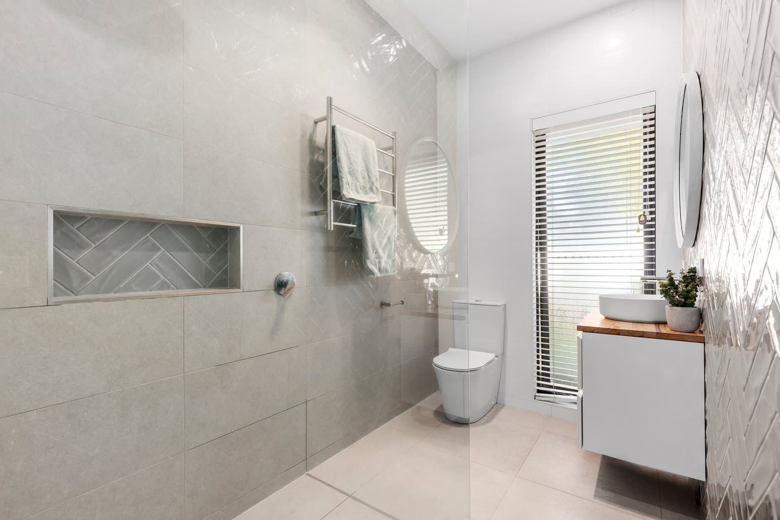 21 Mernda Parade, Belmont, Belmont - Thumbnail 8