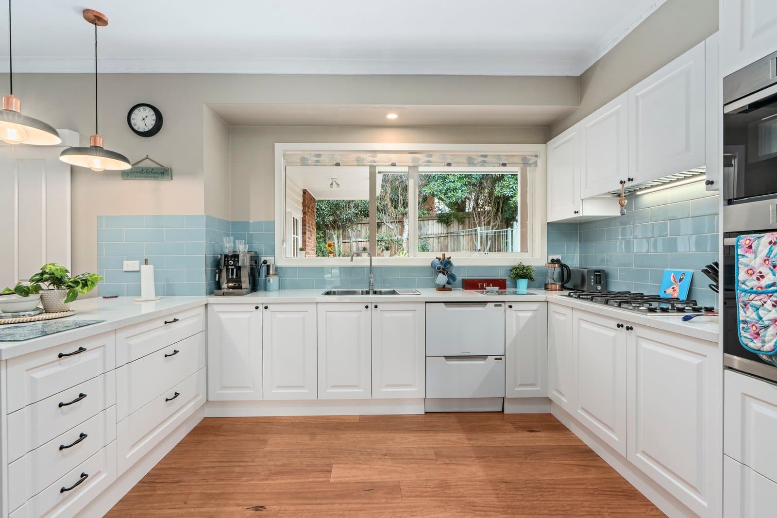 2 Walsham Court, Wheelers Hill, Wheelers Hill - Thumbnail 8