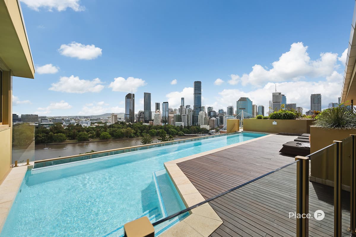 25 Shafston Avenue, Kangaroo Point - Image 1