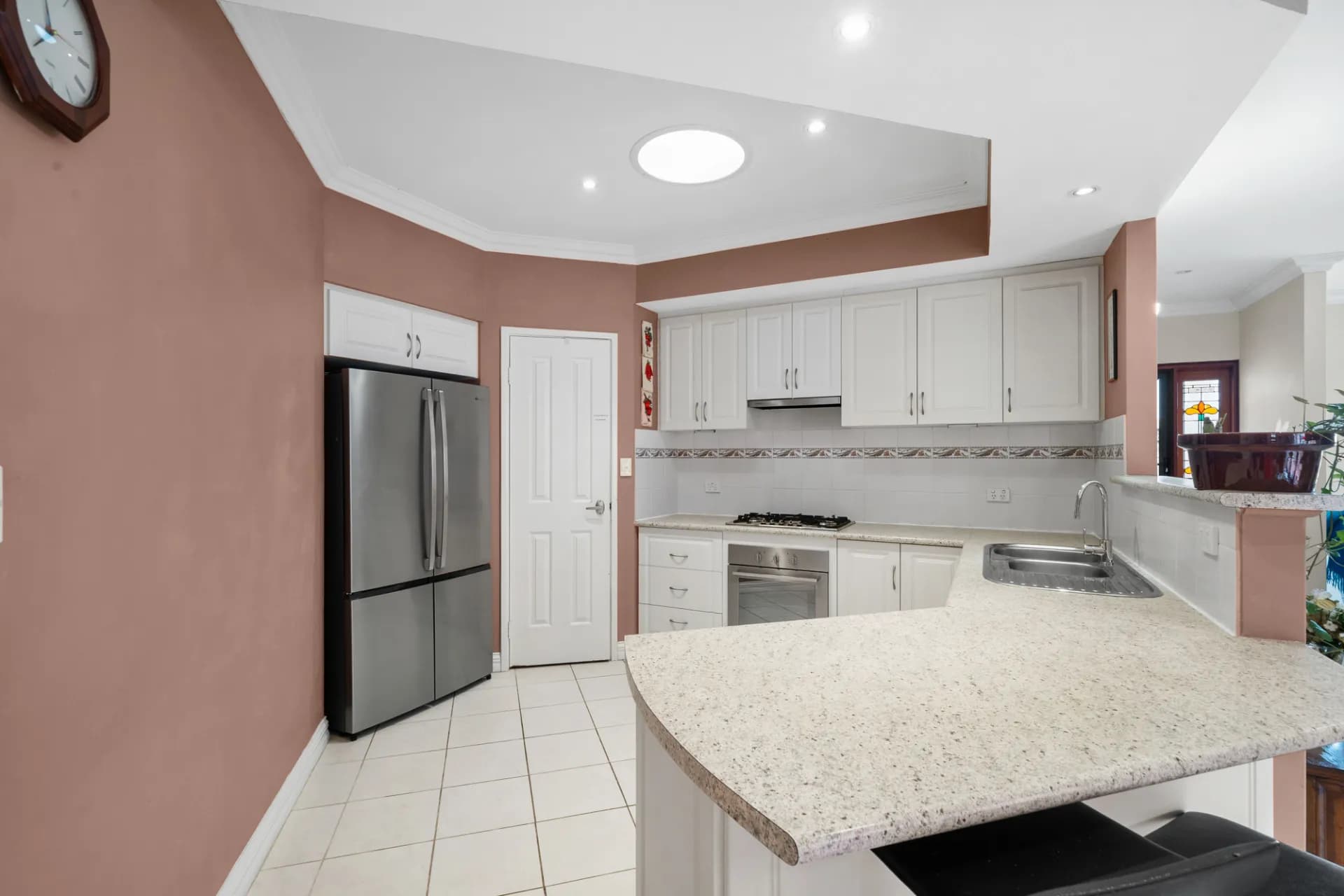 2B Binnar Court, Erskine - Thumbnail 5