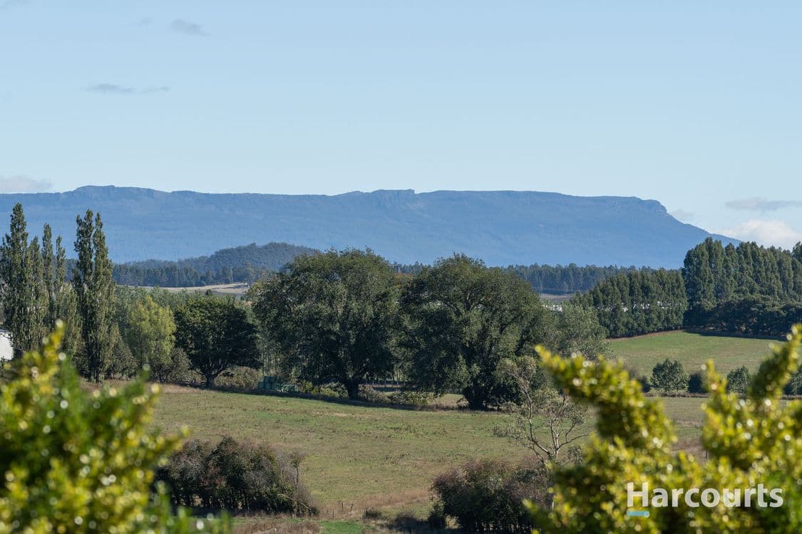 5381 Bass Highway, DELORAINE, TAS 7304, Deloraine - Thumbnail 2