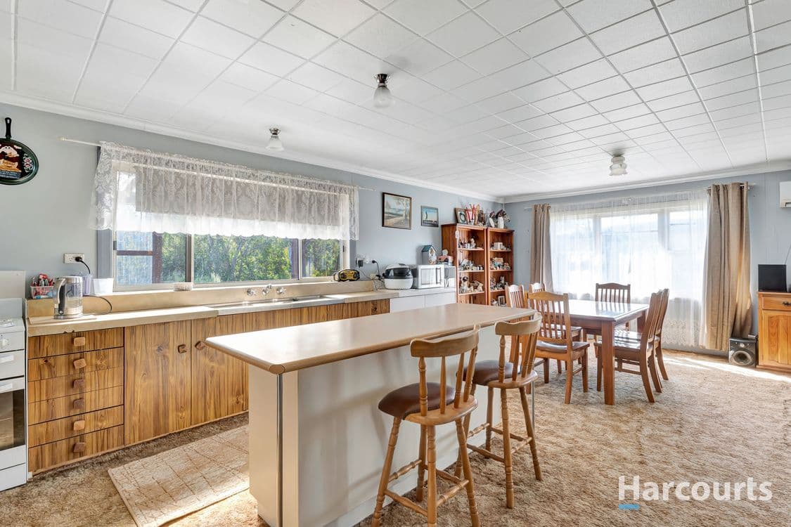 5381 Bass Highway, DELORAINE, TAS 7304, Deloraine - Thumbnail 6