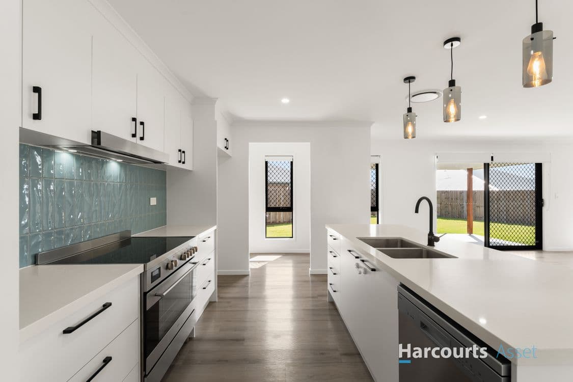31 Petral Drive, FLAGSTONE, QLD 4280, Flagstone - Thumbnail 6