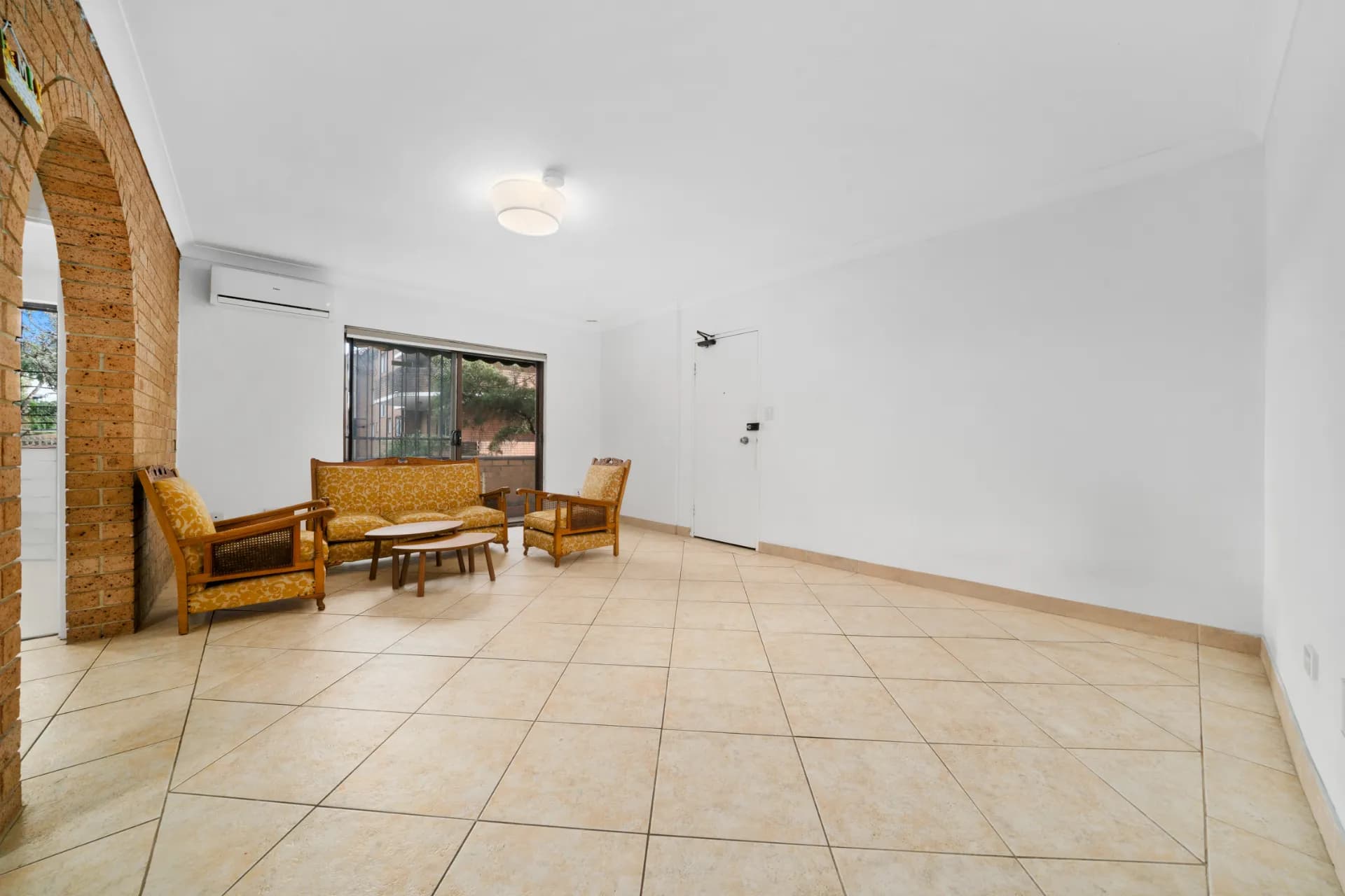 2/28 Caroline Street, Westmead, NSW, Westmead - Thumbnail 4