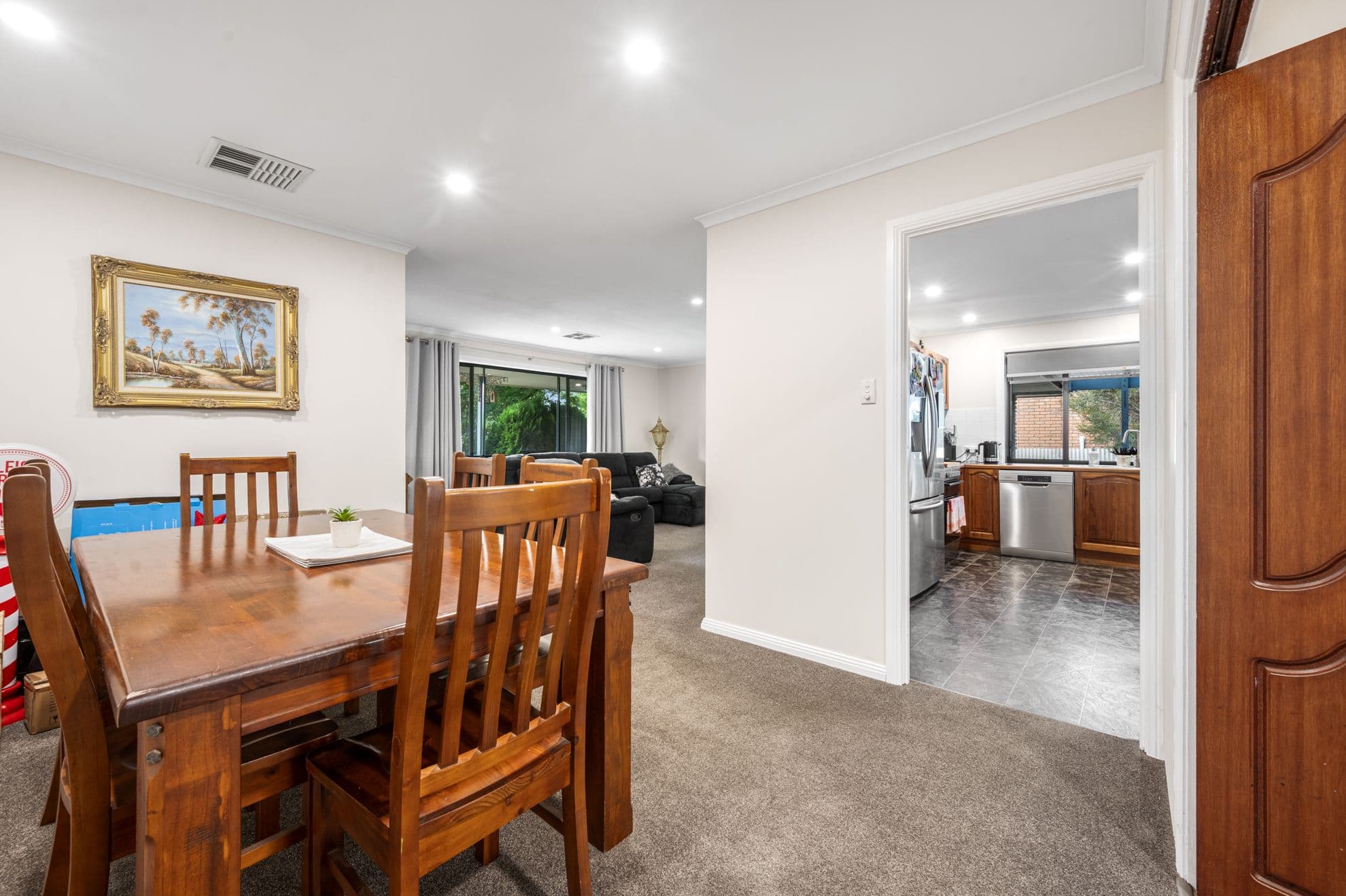 15 Jasmine Avenue, Mount Gambier SA 5290, Mount Gambier - Thumbnail 3