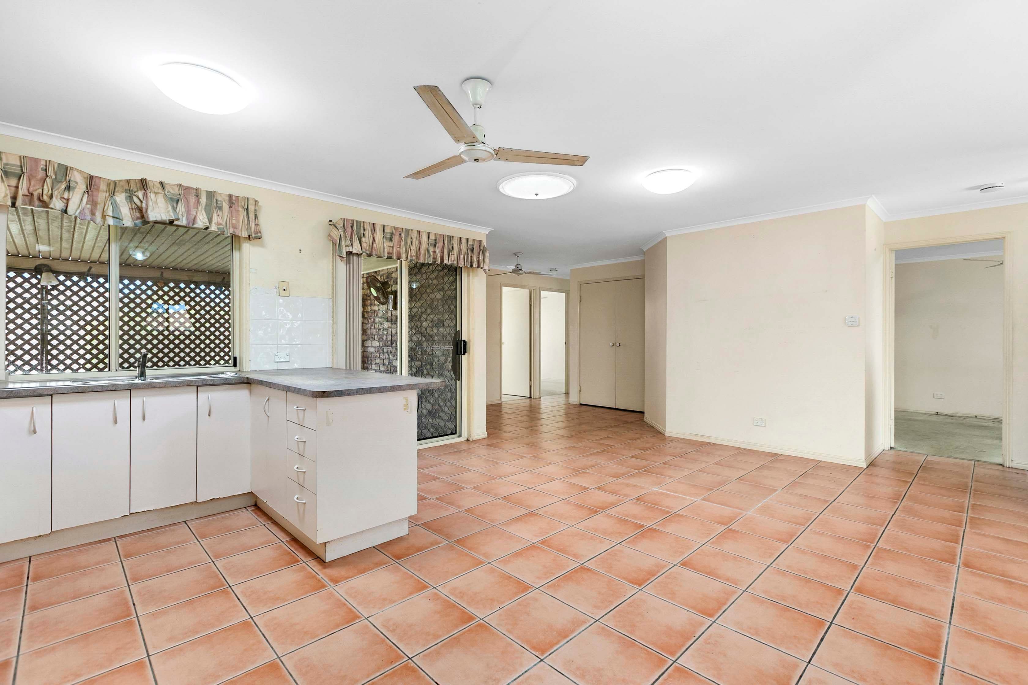 8 Hyperno Road, Point Vernon QLD 4655, Point Vernon - Thumbnail 5