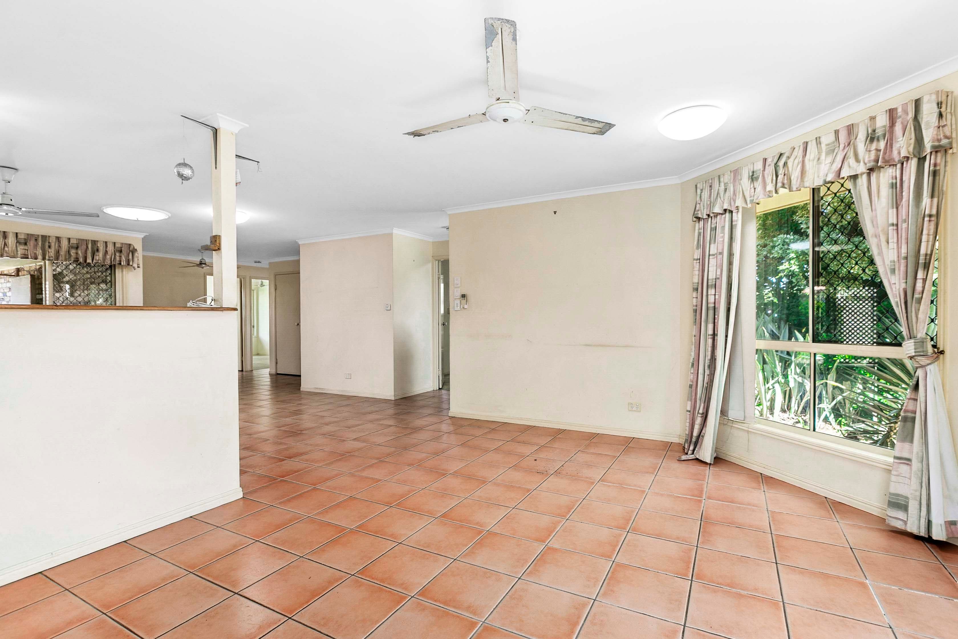 8 Hyperno Road, Point Vernon QLD 4655, Point Vernon - Thumbnail 8