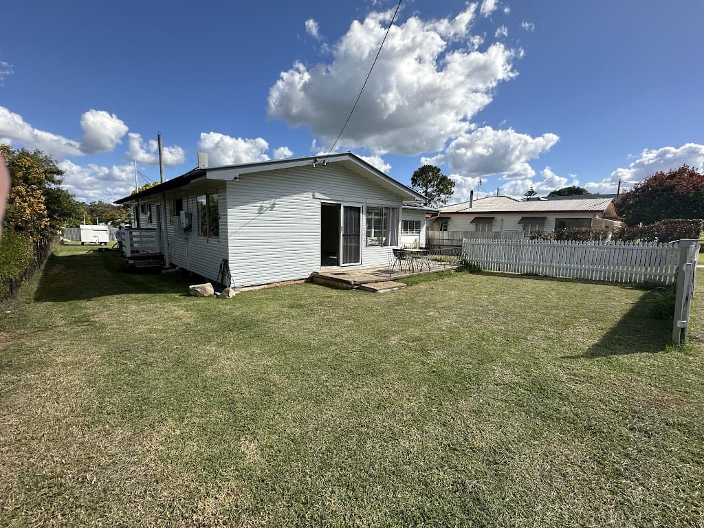 6 Mcdaniell Street, Yarraman, QLD, 4614, Yarraman - Thumbnail 3
