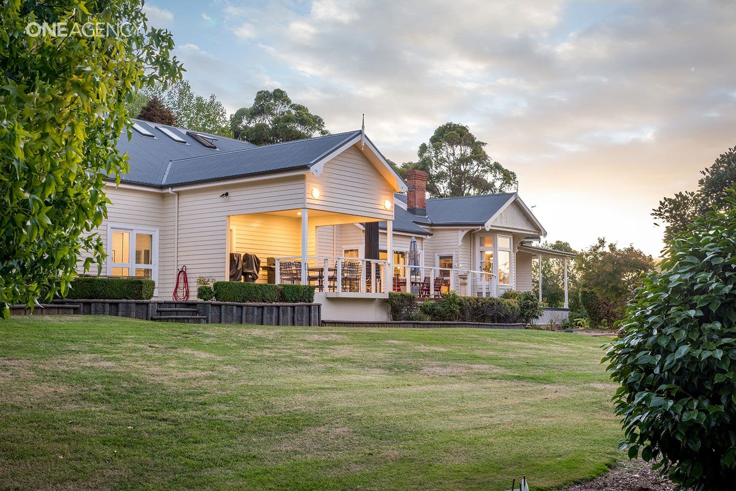 10 Algona Avenue, Round Hill, Round Hill - Image 1