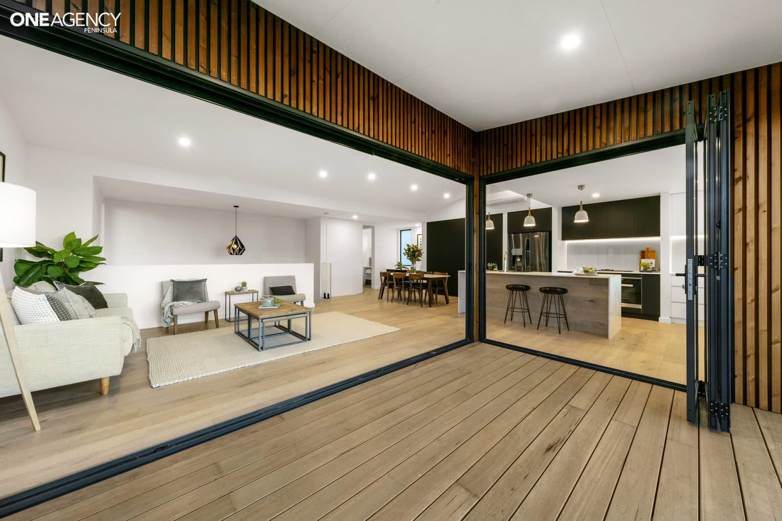26 View Street, Mornington, Mornington - Image 1
