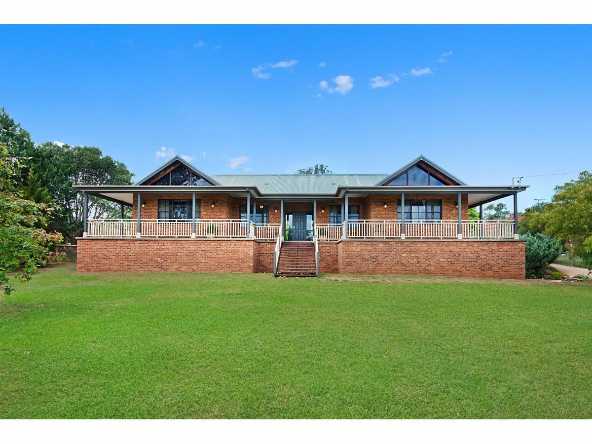 30 Willoughby Circuit, Grasmere, Grasmere - Image 1