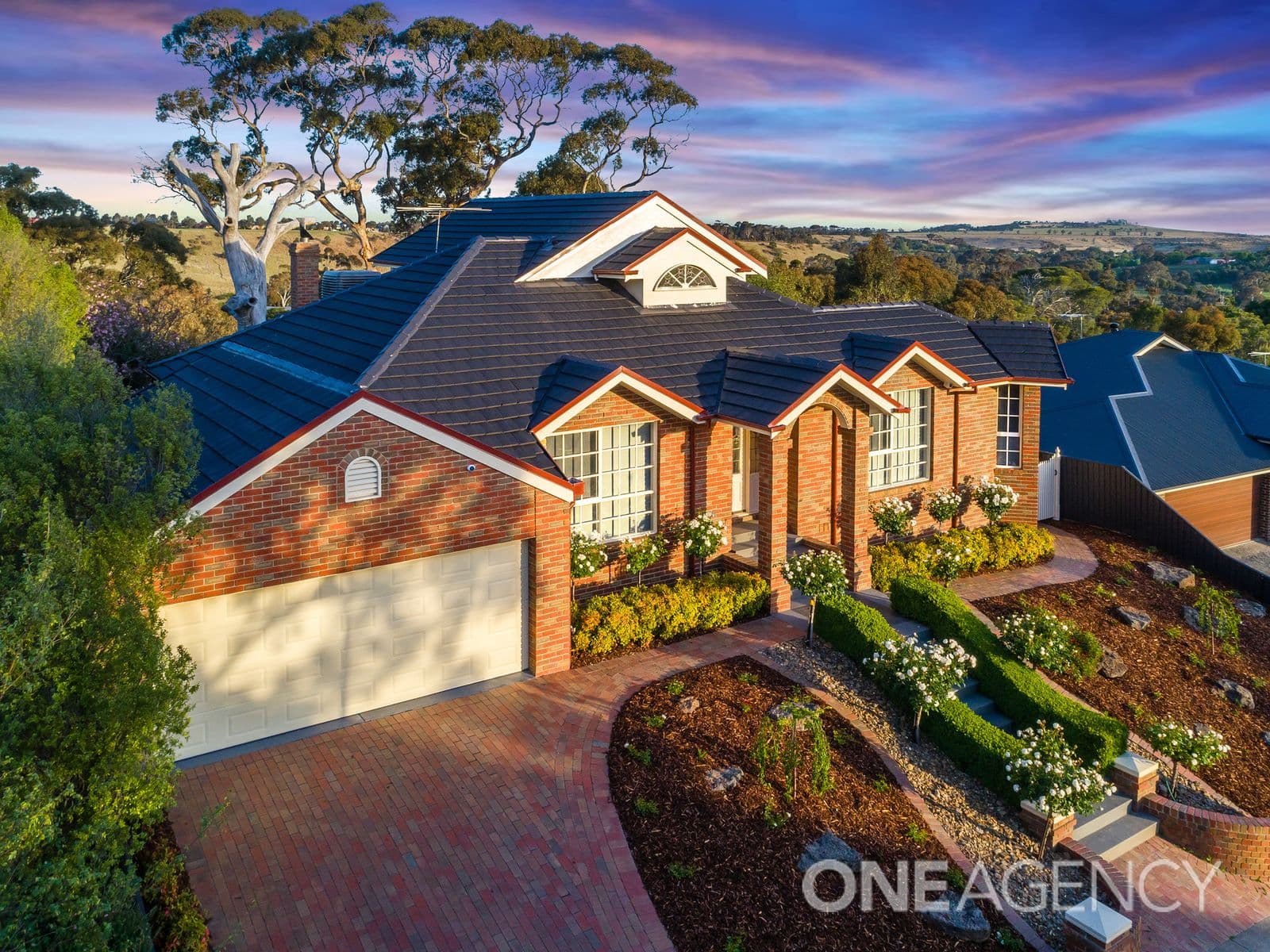 69 Yellow Gum Boulevard, Sunbury, Sunbury - Thumbnail 2