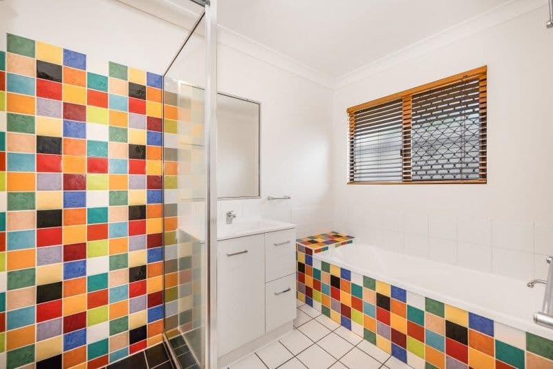 5 Oondooroo Court, Annandale - Thumbnail 7