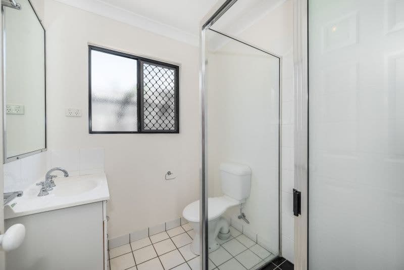5 Oondooroo Court, Annandale - Thumbnail 8