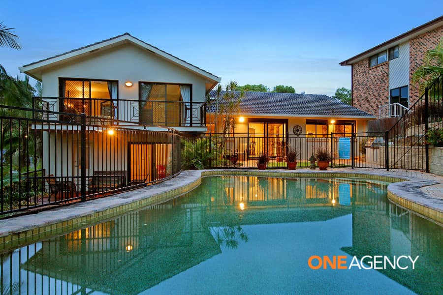 90 Hall Drive, Menai, Menai - Image 1