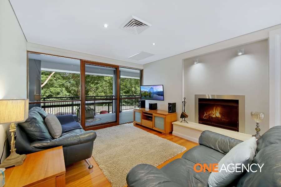 3 Shoal Place, Illawong, Illawong - Thumbnail 3